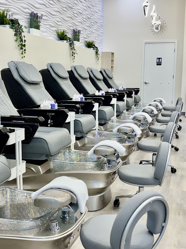 Unicorn Nails & Spa