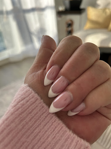 Vienny Nails and Spa