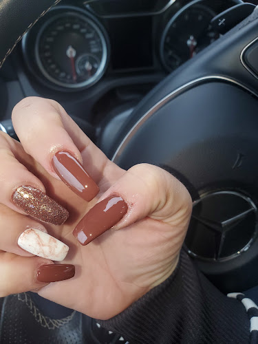 White Angel Nails