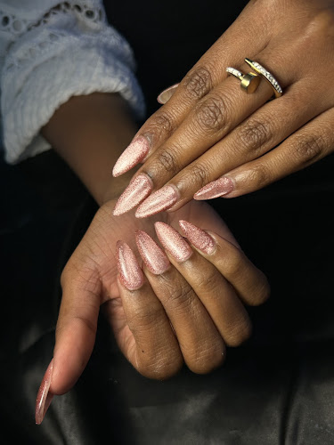XO Nail Lounge & Spa