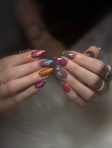 2EM NAIL PLACE