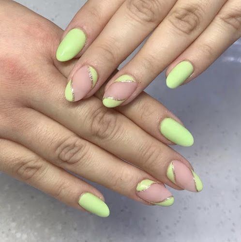 4ever Nails