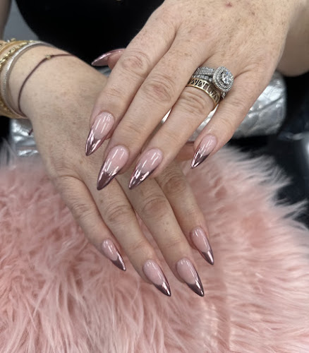 Acryliq Nails - Gel X and Acrylic Nails