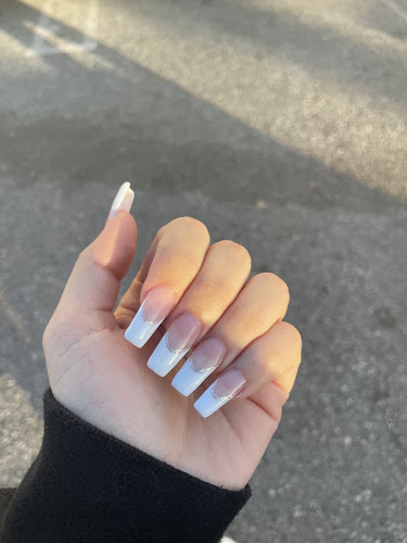 American Nails