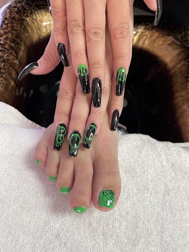 Annie's Hair & Nail Salon