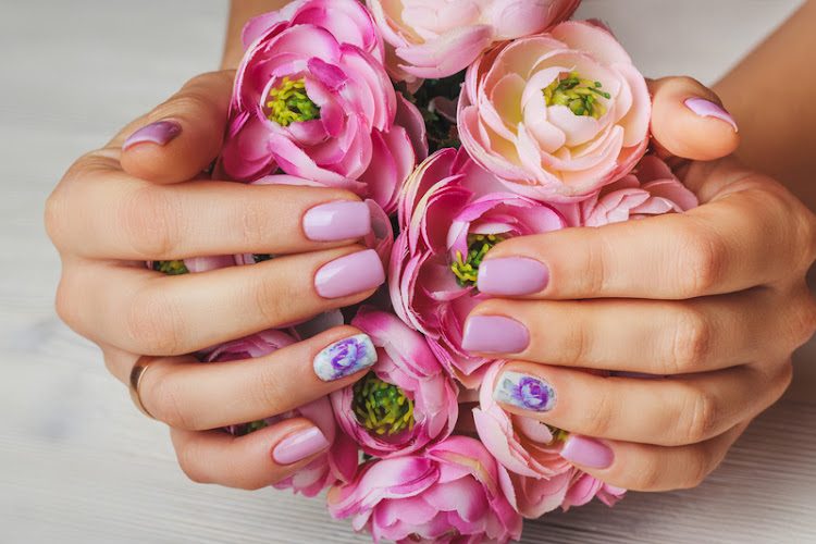 AQ Nails