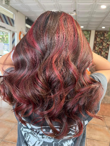 AV Hair & Nails