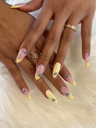 Bare Nail Bar