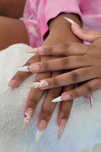 Bebe Nails