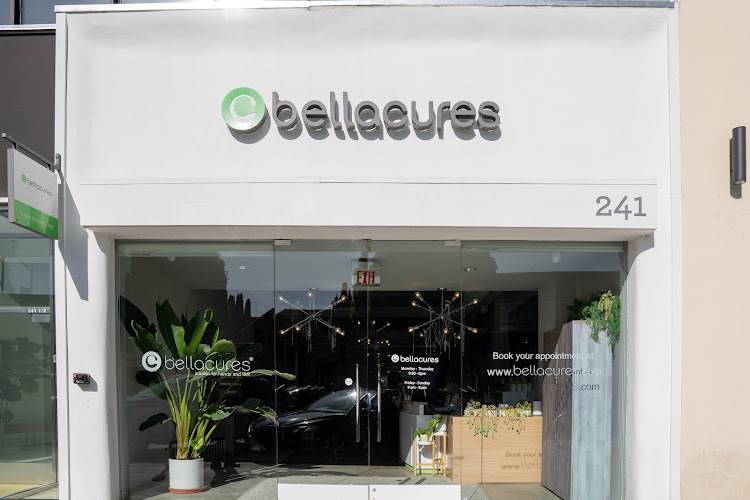 Bellacures Nail Salon, Beverly Hills