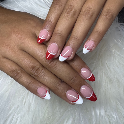 Best Nails & Spa