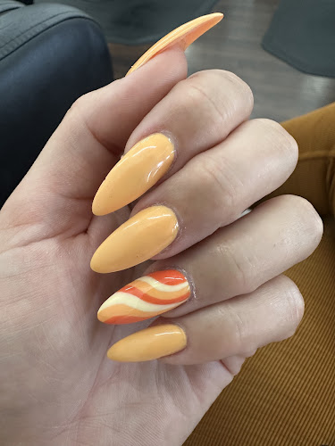 Best Nails, nail salon in Encinitas, California