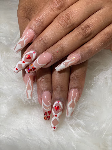 Bestow Nails Spa