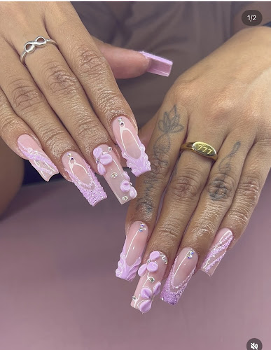 Blush Nail Bar, nail salon in Valley Village, California