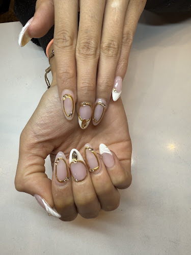 Butter Nails and Waxing