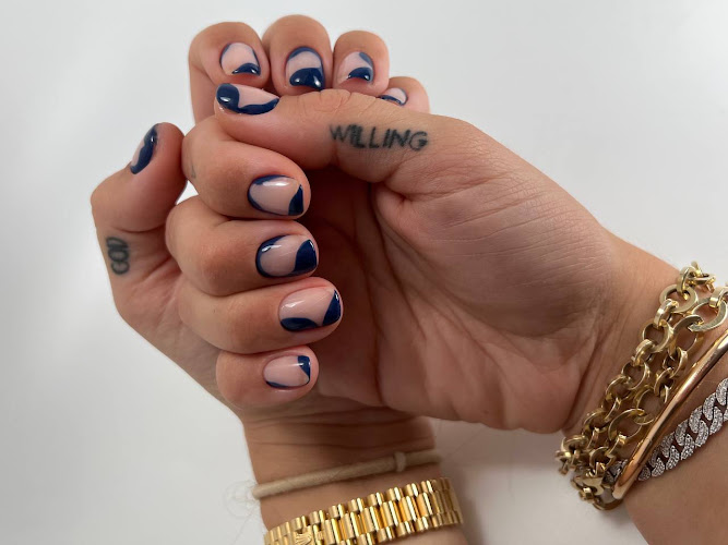 Camilla Nail Studio & School