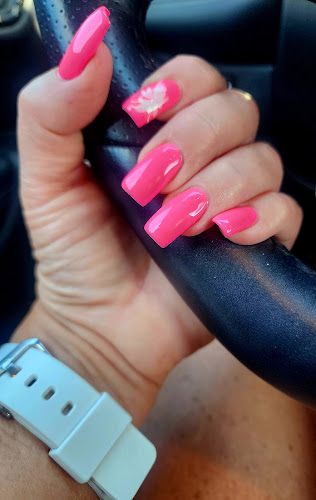 Carmichael Nails, nail salon in Carmichael, California
