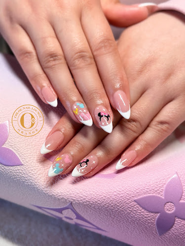 Chloe Nail Lounge
