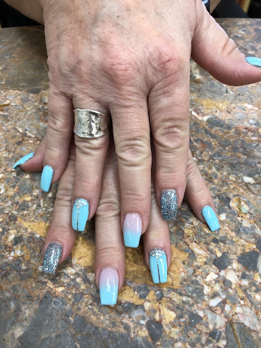 Clarity Nails & Spa, nail salon in Poway, California
