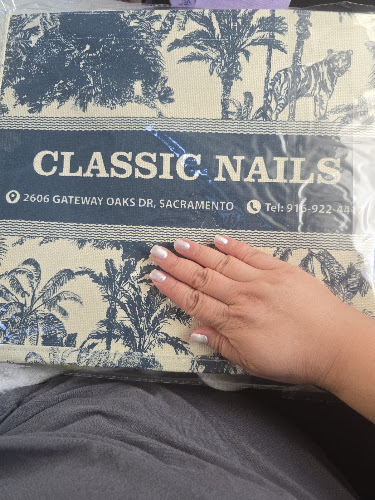 Classic Nails