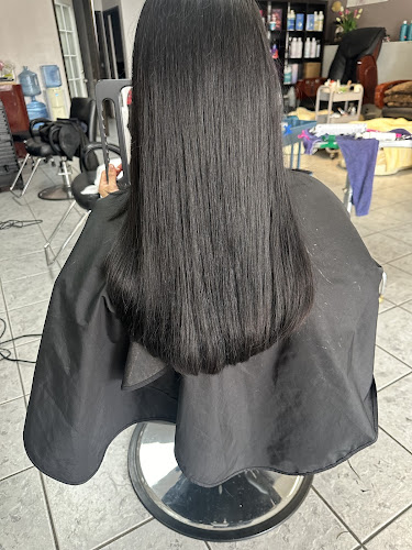 Classy Hair & Nails