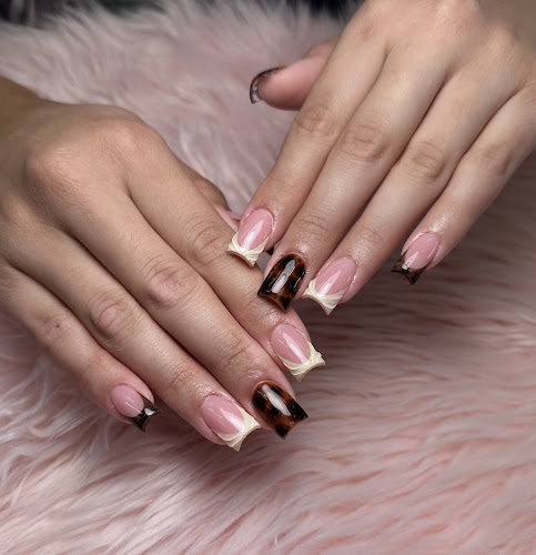 Classy Nail Bar