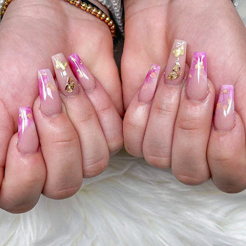Classy Nails Salon