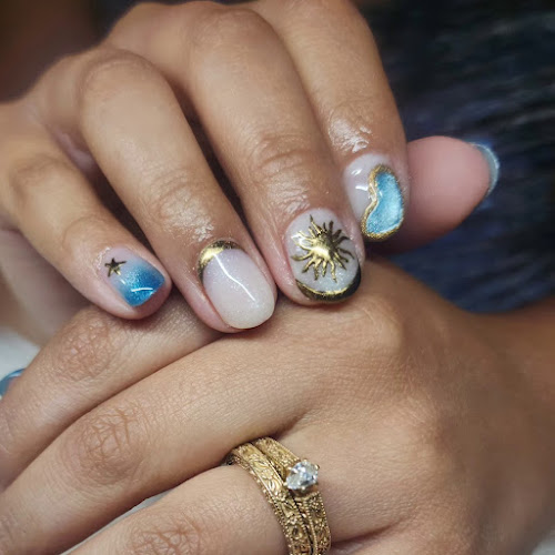 Coco Nails
