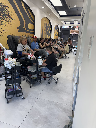 Crystal Nails & Spa nail Salon Atwater Wilage CA