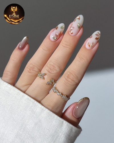 D'vine Nail Lounge and Head Spa