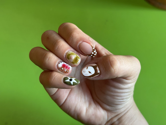 Daily Glam Nails