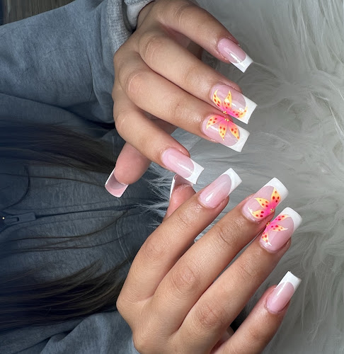 Daisy Nails Salon Spa