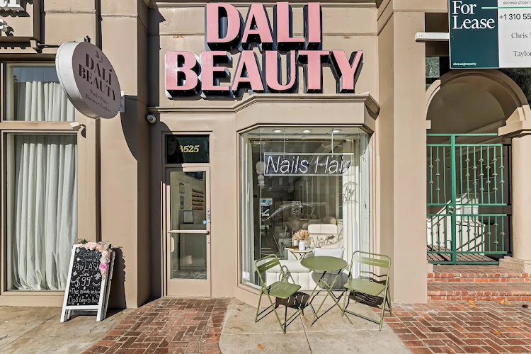 Dalí Beauty bar