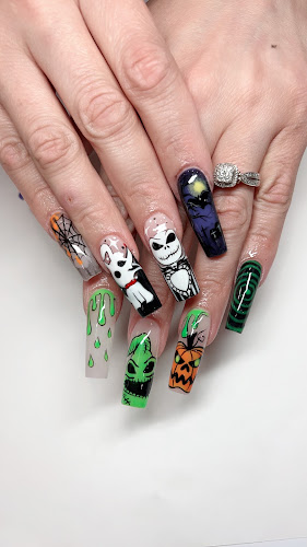 Dean's Nails & Spa, nail salon in Monterey Park, California