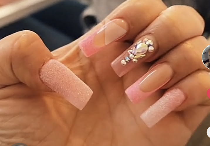 Divine Beauty Bar