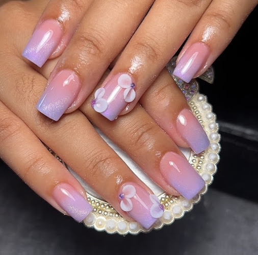 EHS NAILS, nail salon in Vista, California