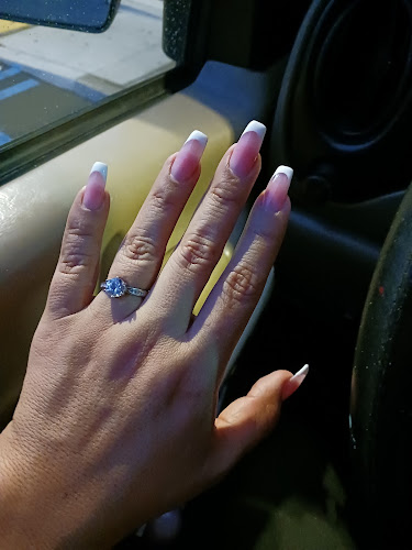 Elegant Nails, nail salon in National City, California