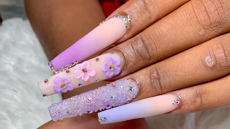 Elle Nailspa