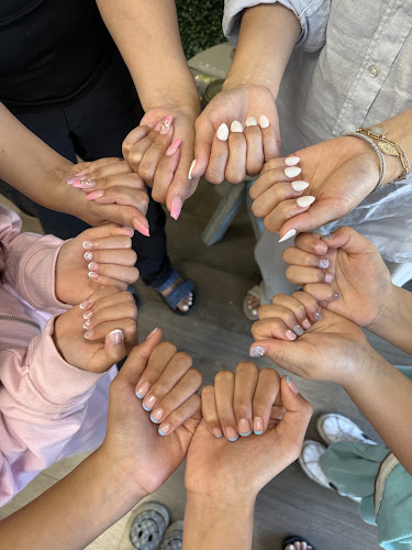 EM Beauty Nail Spa