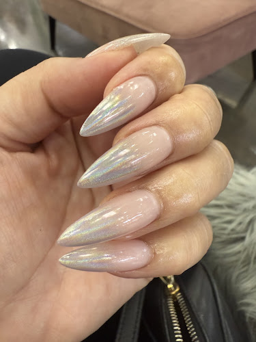 Emblush Beaute