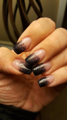 Emily's Nails & Spa, nail salon in San Marcos, California
