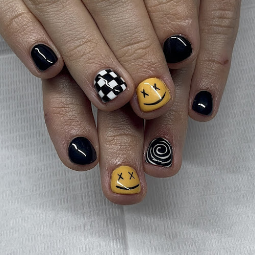 Finger on the Pulse, nail salon in Concord, California