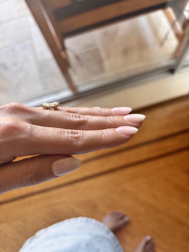 Gentle Nails Salon
