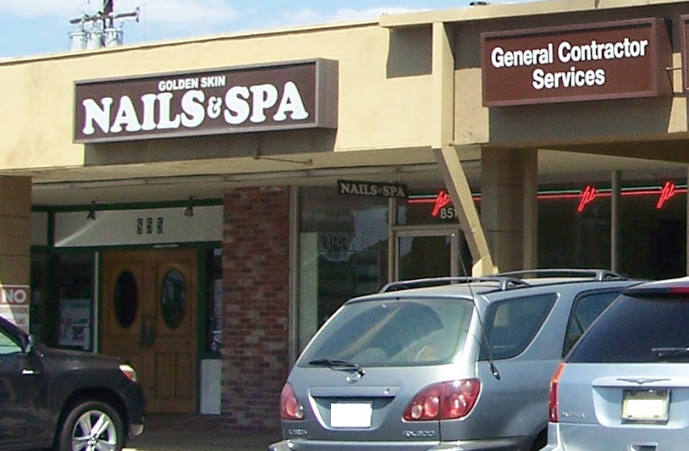Golden Nails & Spa, nail salon in Claremont, California