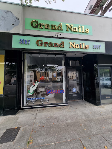 Grand Nails