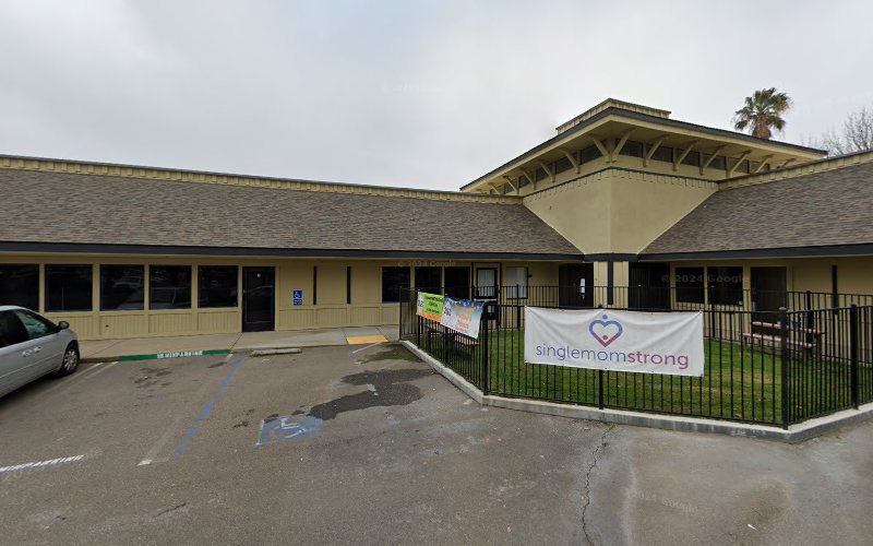 Grand Oaks Hair & Nail