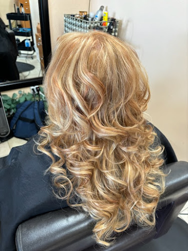 Hair & Nail Styles, nail salon in Santee, California