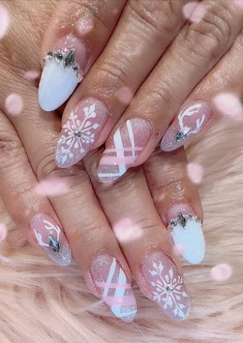 HB Nails Salon