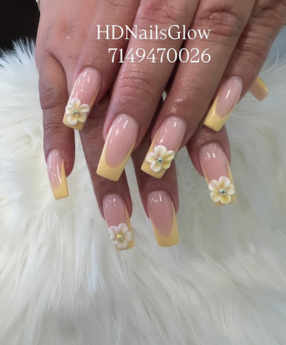 HD Nails Glow