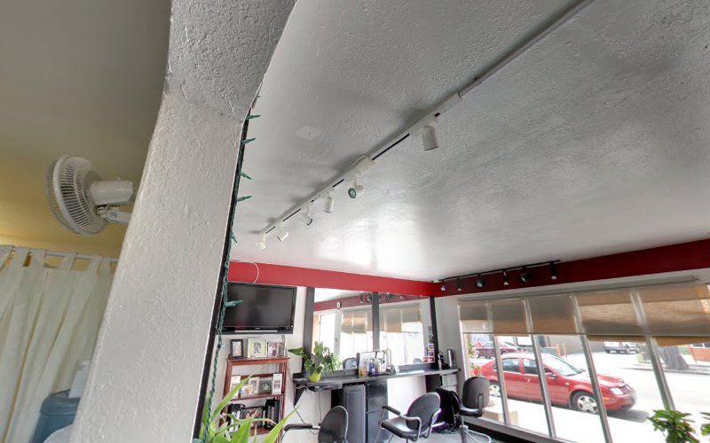 Heads Or Nails Beauty Salon